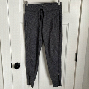 𝅺ATHLETA heathered grey jogger pants workout casual comfort pants sz xs